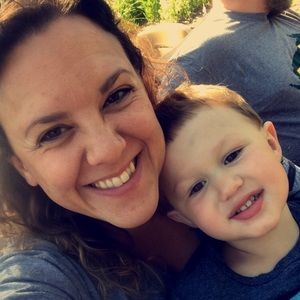 Meet your Posher, Deborah